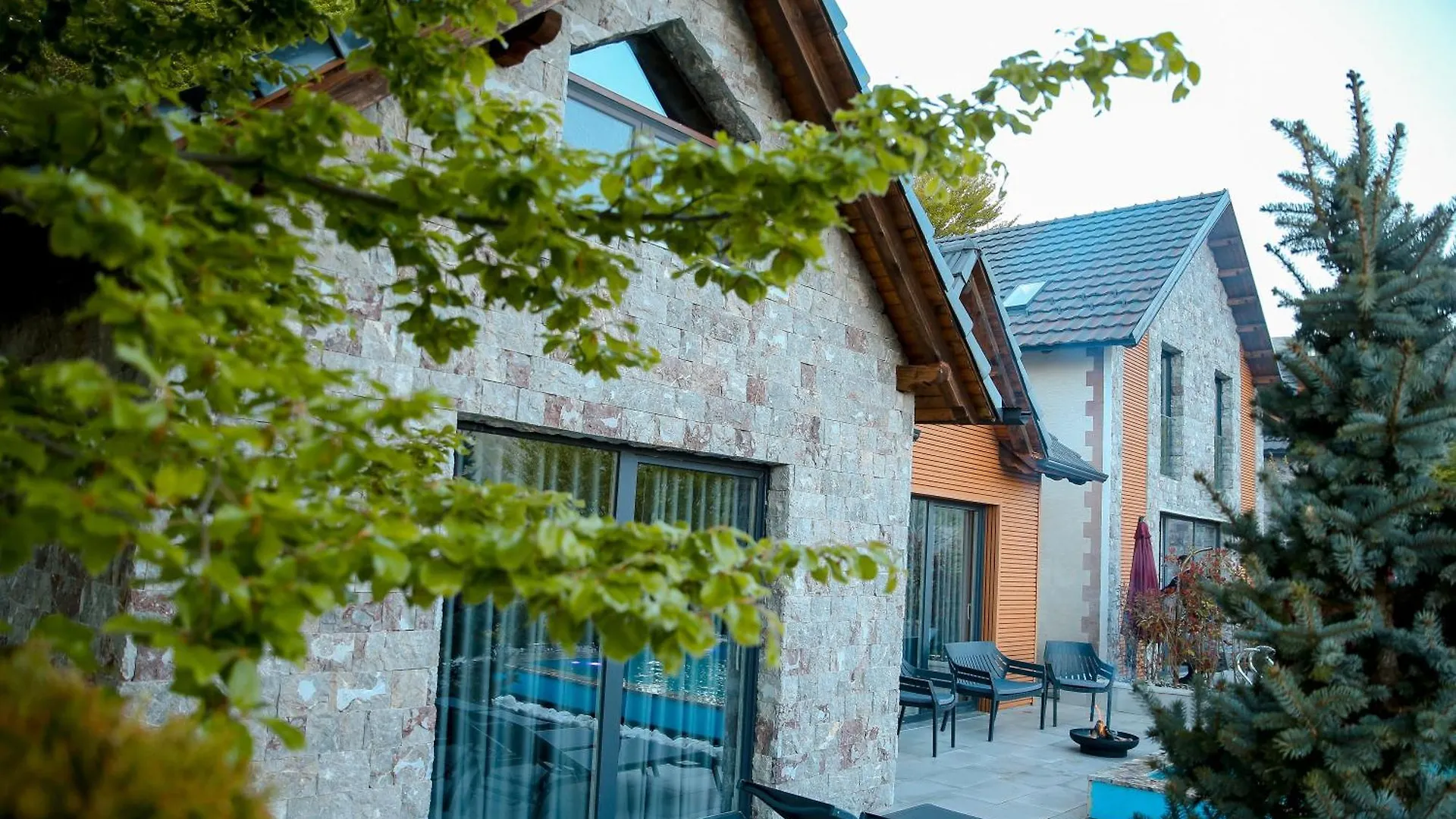 N'Gen Luxury Villas - Razëm